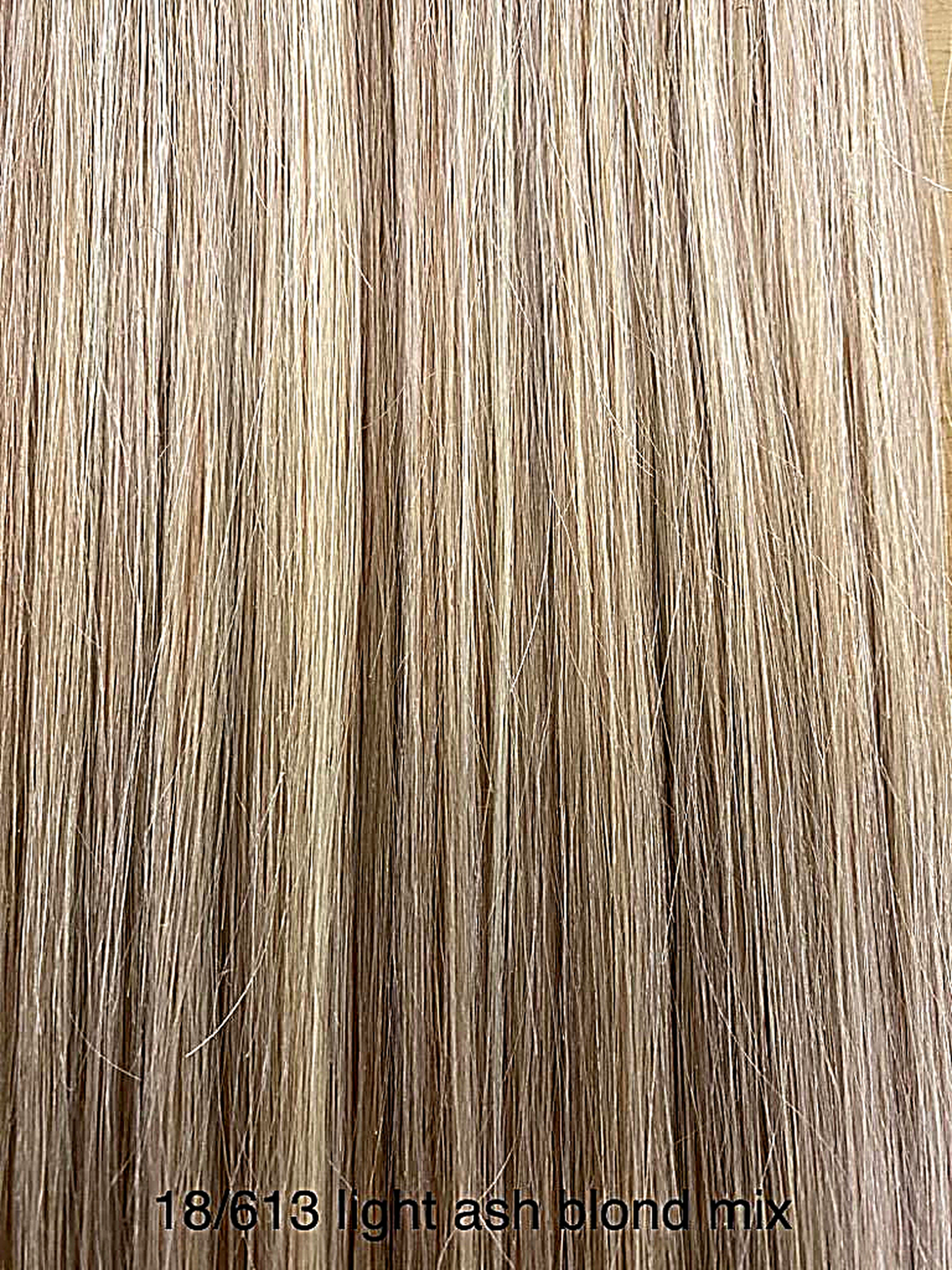 SEAMLESS 8PCS 100% REMY HAIR CLIPS-IN 20” (200G)