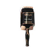 Cecilia model sprefer hair brush